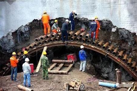 邳州隧道钢花管支护案例